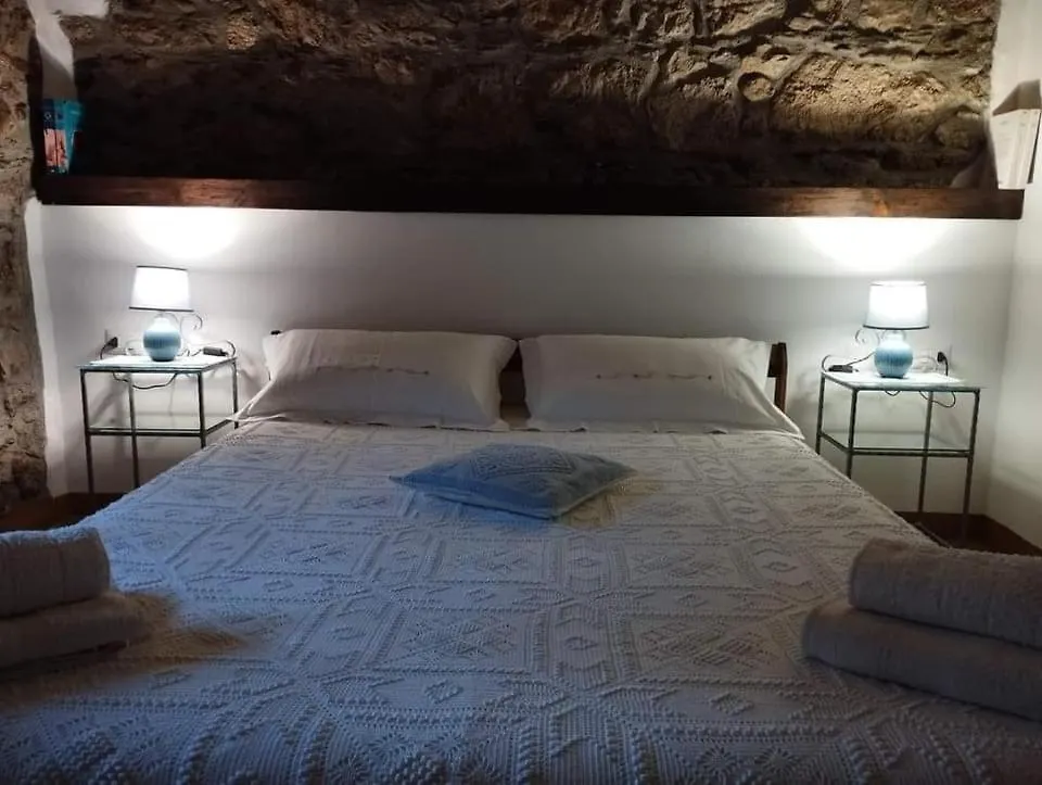 Osini Ecciu Home Bed and Breakfast